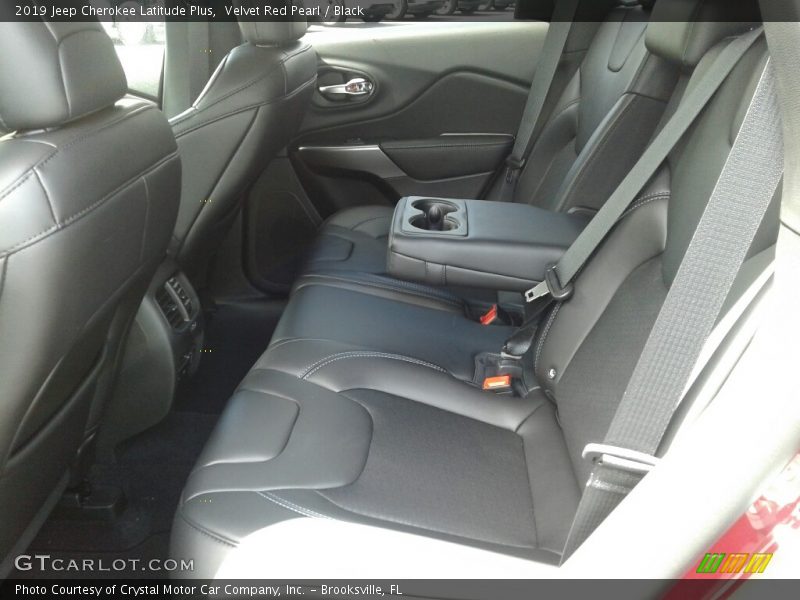 Velvet Red Pearl / Black 2019 Jeep Cherokee Latitude Plus