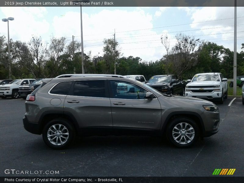Light Brownstone Pearl / Black 2019 Jeep Cherokee Latitude