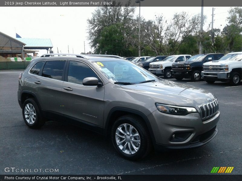 Light Brownstone Pearl / Black 2019 Jeep Cherokee Latitude