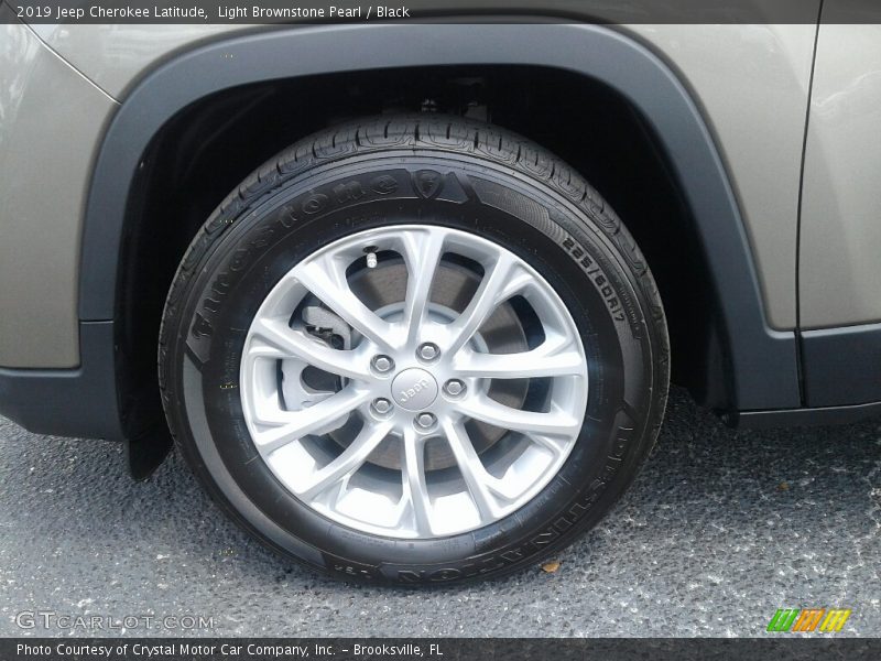 Light Brownstone Pearl / Black 2019 Jeep Cherokee Latitude