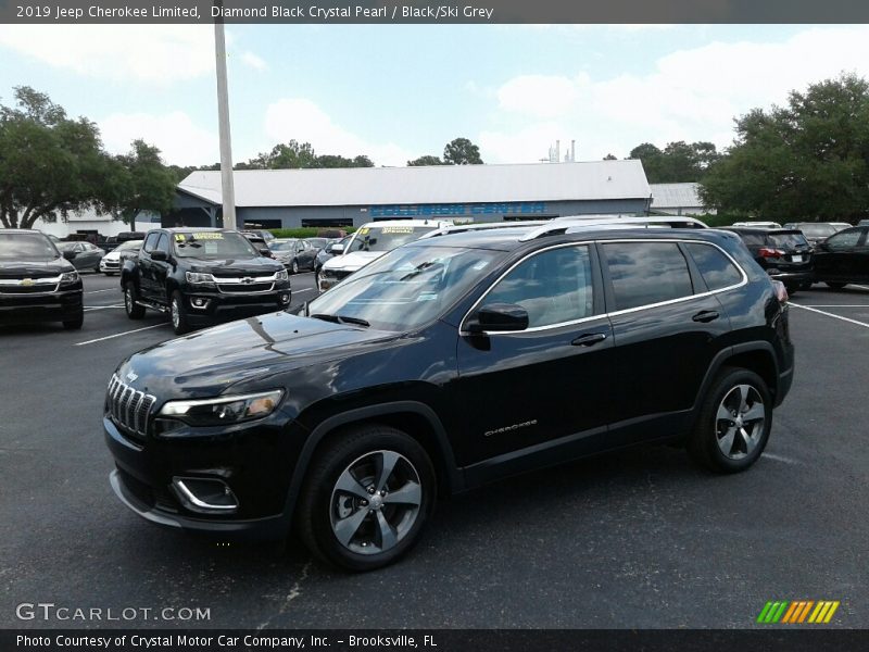 Diamond Black Crystal Pearl / Black/Ski Grey 2019 Jeep Cherokee Limited