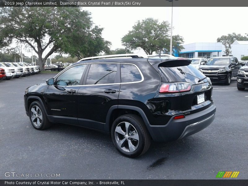 Diamond Black Crystal Pearl / Black/Ski Grey 2019 Jeep Cherokee Limited