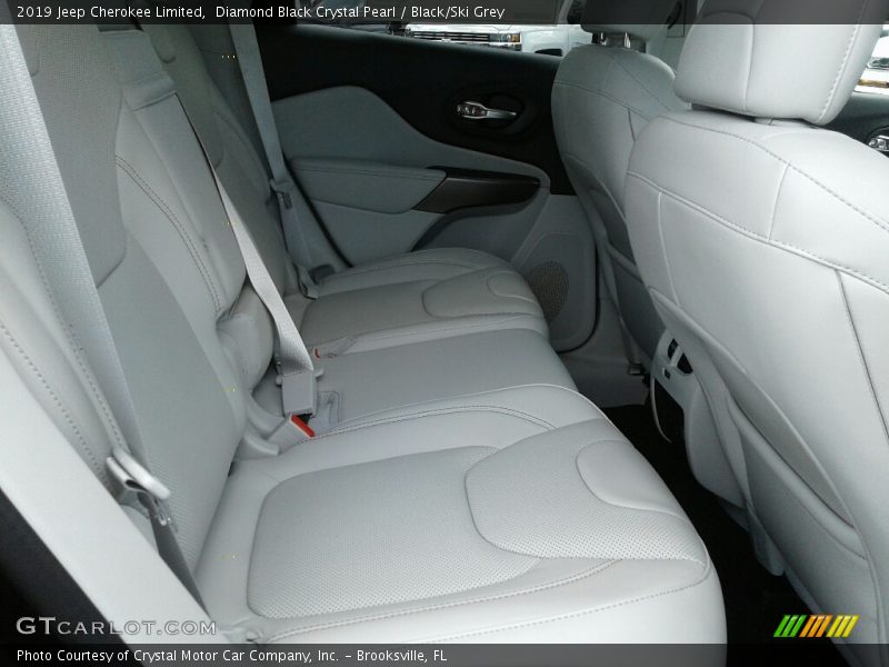 Diamond Black Crystal Pearl / Black/Ski Grey 2019 Jeep Cherokee Limited