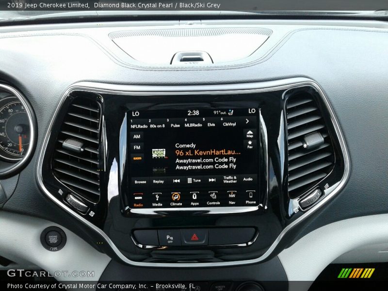 Diamond Black Crystal Pearl / Black/Ski Grey 2019 Jeep Cherokee Limited