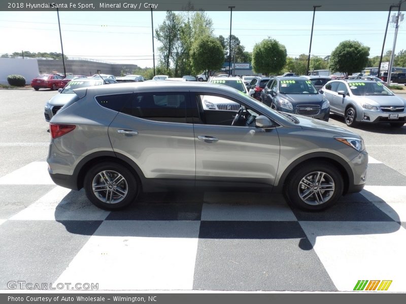 Mineral Gray / Gray 2018 Hyundai Santa Fe Sport