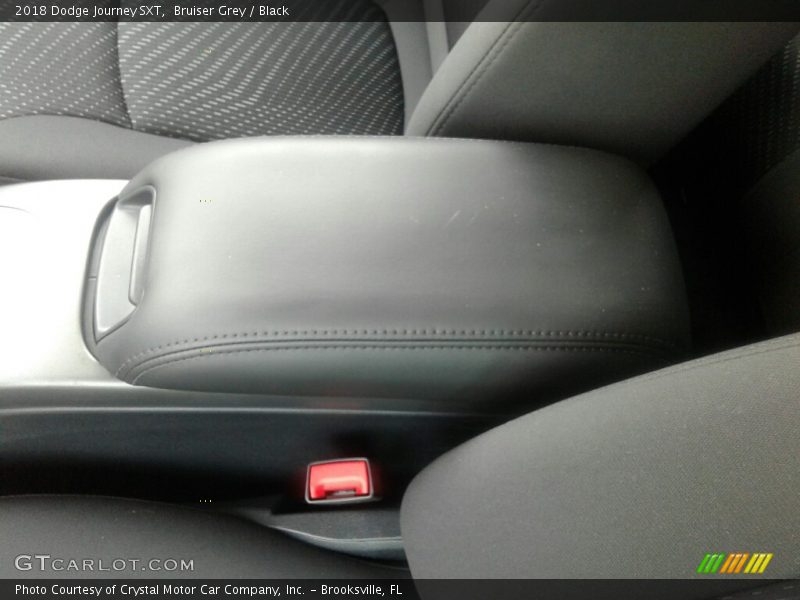 Bruiser Grey / Black 2018 Dodge Journey SXT
