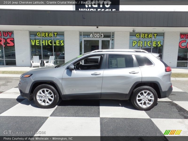 Granite Crystal Metallic / Black/Light Frost Beige 2016 Jeep Cherokee Latitude