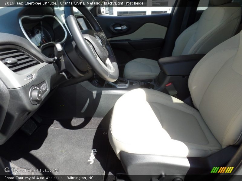Granite Crystal Metallic / Black/Light Frost Beige 2016 Jeep Cherokee Latitude