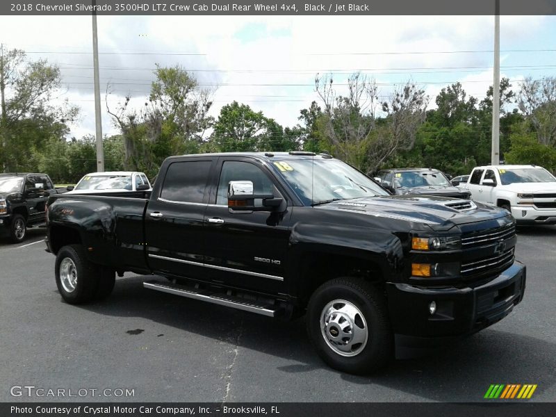 Front 3/4 View of 2018 Silverado 3500HD LTZ Crew Cab Dual Rear Wheel 4x4