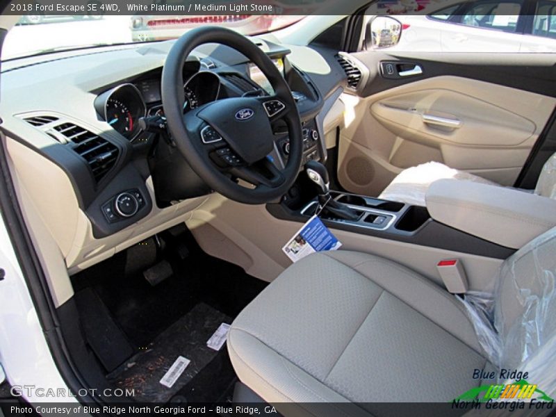 White Platinum / Medium Light Stone 2018 Ford Escape SE 4WD
