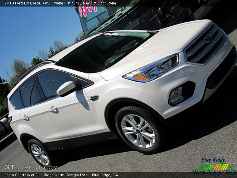 White Platinum / Medium Light Stone 2018 Ford Escape SE 4WD