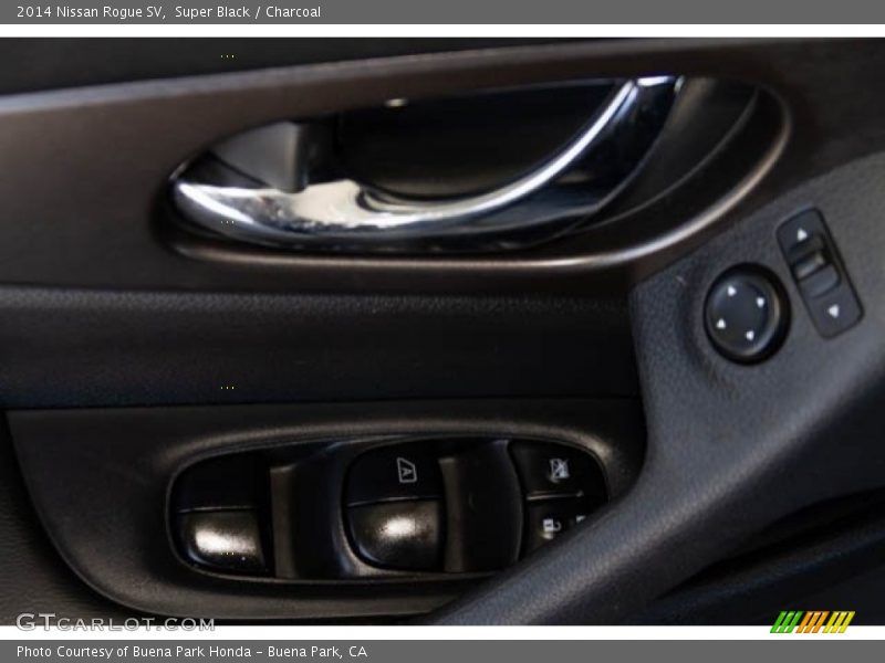Super Black / Charcoal 2014 Nissan Rogue SV