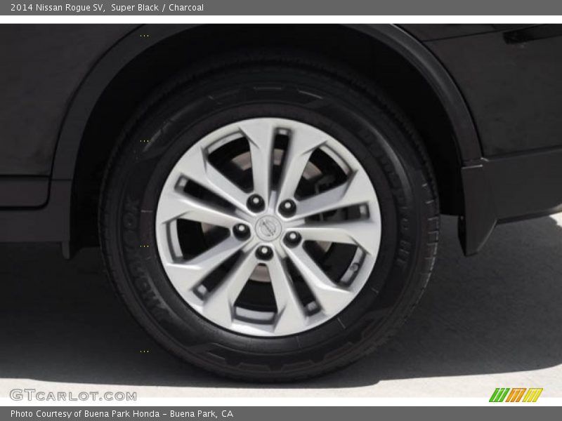 Super Black / Charcoal 2014 Nissan Rogue SV
