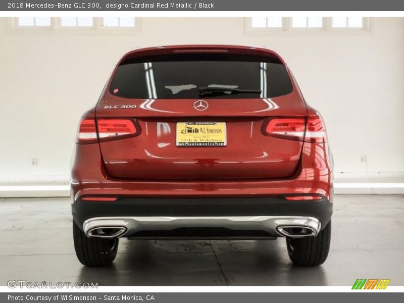 designo Cardinal Red Metallic / Black 2018 Mercedes-Benz GLC 300