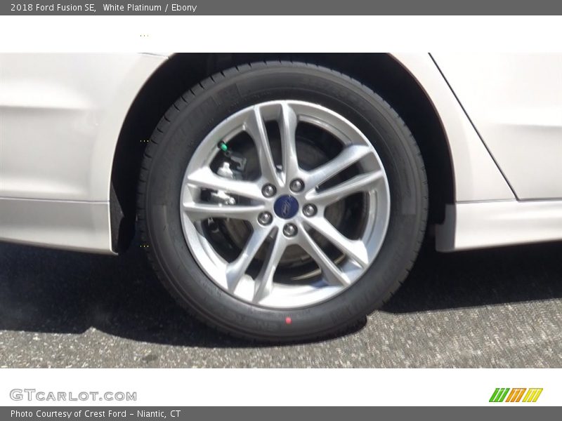 White Platinum / Ebony 2018 Ford Fusion SE