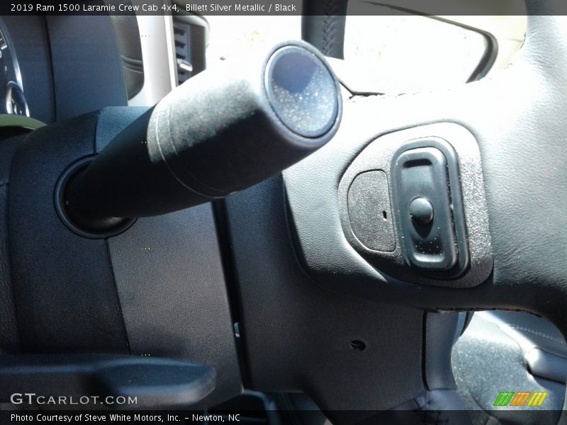 Billett Silver Metallic / Black 2019 Ram 1500 Laramie Crew Cab 4x4