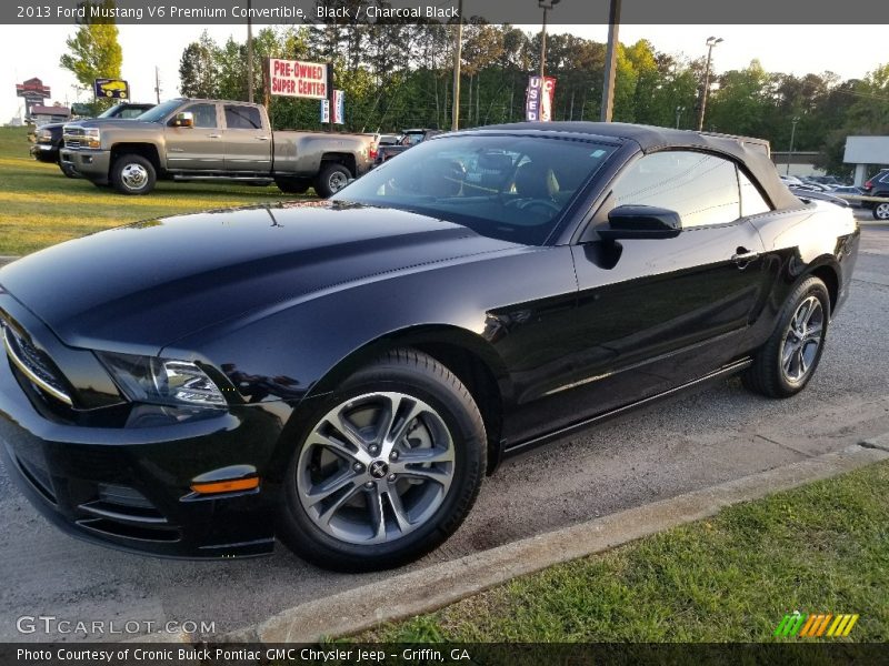 Black / Charcoal Black 2013 Ford Mustang V6 Premium Convertible