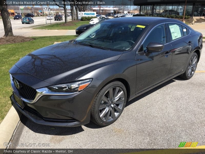Front 3/4 View of 2018 Mazda6 Grand Touring