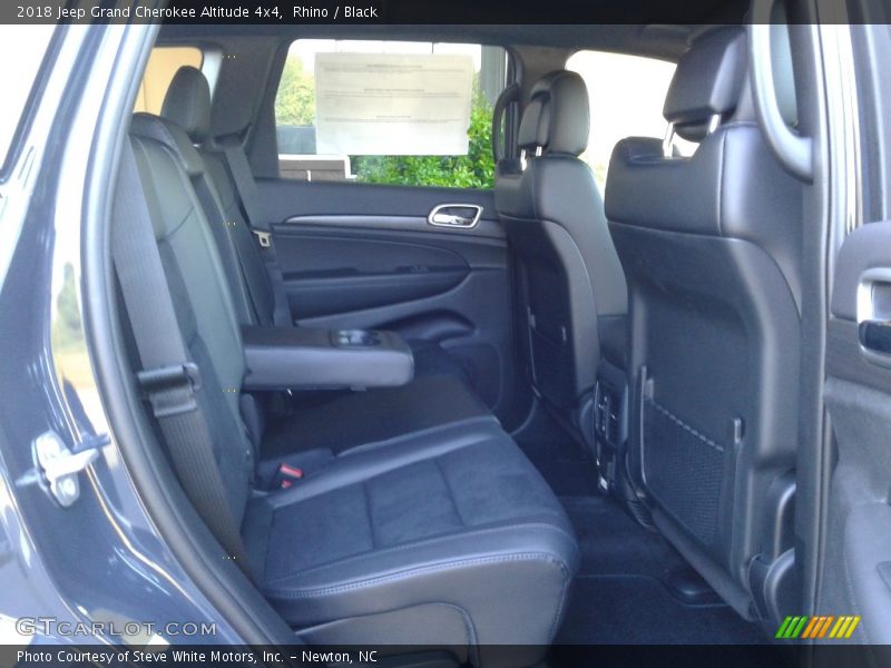 Rhino / Black 2018 Jeep Grand Cherokee Altitude 4x4