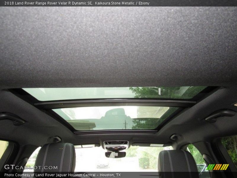 Kaikoura Stone Metallic / Ebony 2018 Land Rover Range Rover Velar R Dynamic SE