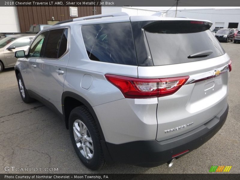 Silver Ice Metallic / Jet Black 2018 Chevrolet Traverse LT AWD
