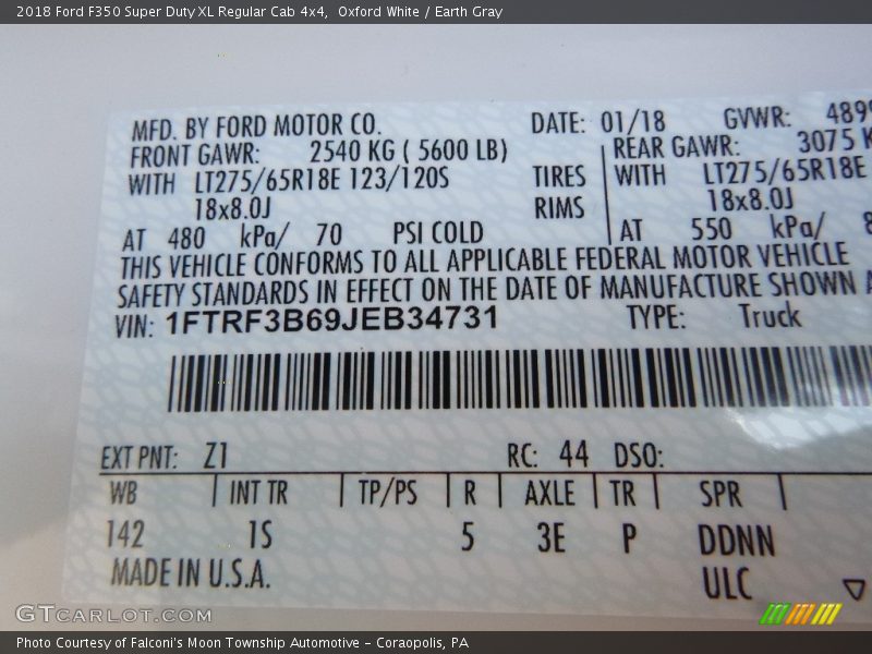 Oxford White / Earth Gray 2018 Ford F350 Super Duty XL Regular Cab 4x4