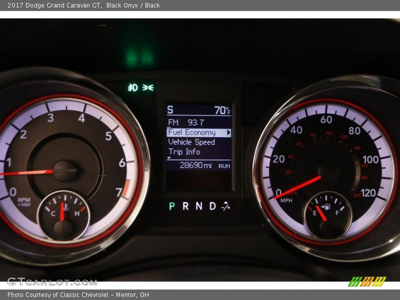 Black Onyx / Black 2017 Dodge Grand Caravan GT