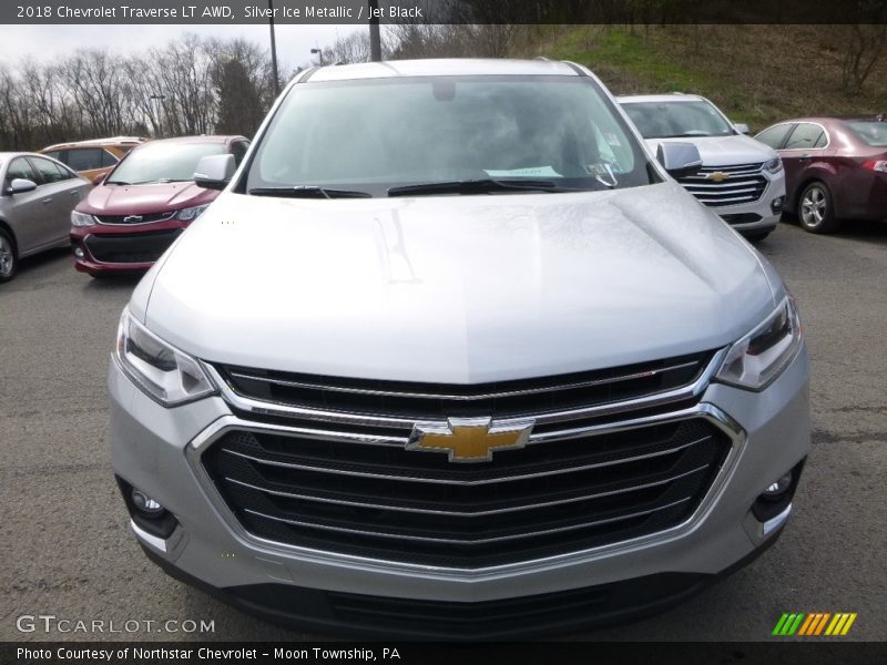 Silver Ice Metallic / Jet Black 2018 Chevrolet Traverse LT AWD
