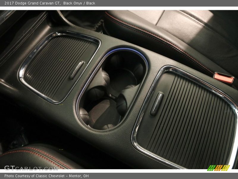 Black Onyx / Black 2017 Dodge Grand Caravan GT