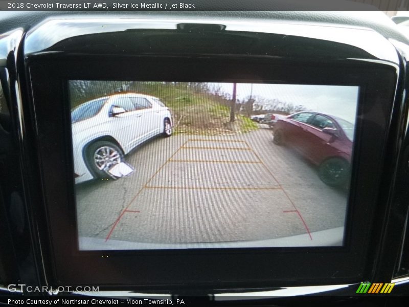 Silver Ice Metallic / Jet Black 2018 Chevrolet Traverse LT AWD