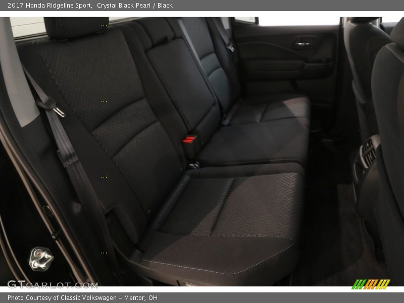 Crystal Black Pearl / Black 2017 Honda Ridgeline Sport