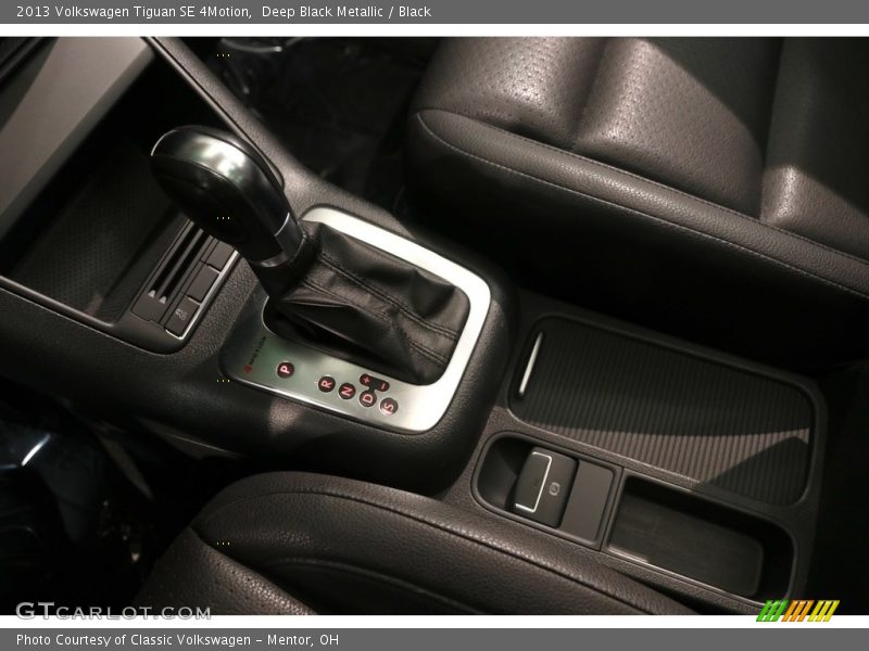 Deep Black Metallic / Black 2013 Volkswagen Tiguan SE 4Motion