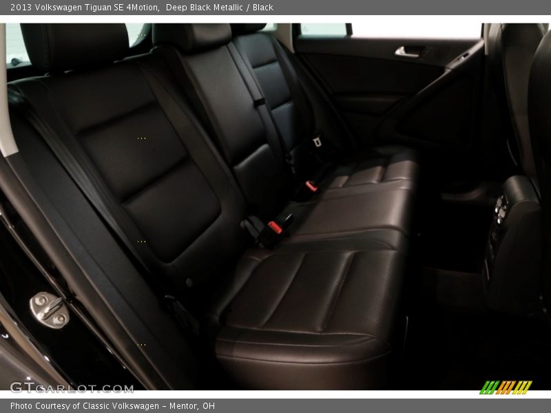 Deep Black Metallic / Black 2013 Volkswagen Tiguan SE 4Motion