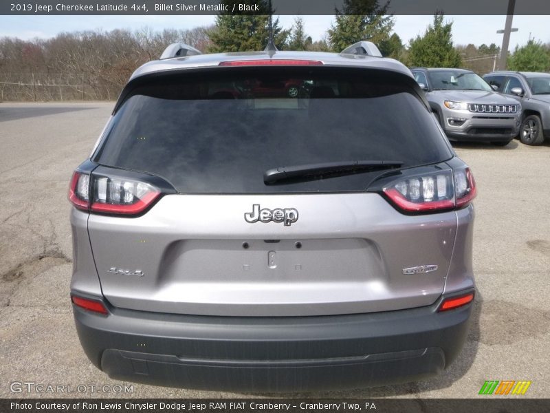 Billet Silver Metallic / Black 2019 Jeep Cherokee Latitude 4x4