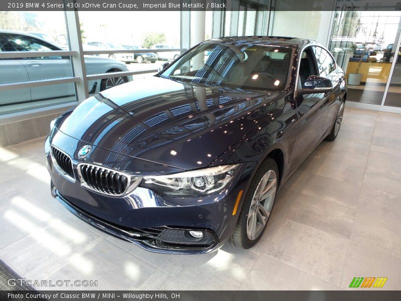 Front 3/4 View of 2019 4 Series 430i xDrive Gran Coupe