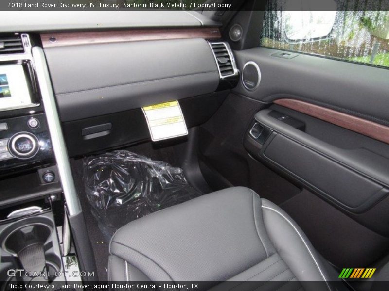 Santorini Black Metallic / Ebony/Ebony 2018 Land Rover Discovery HSE Luxury