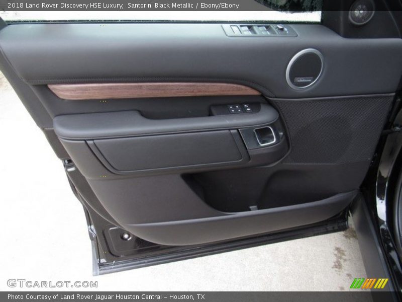 Santorini Black Metallic / Ebony/Ebony 2018 Land Rover Discovery HSE Luxury