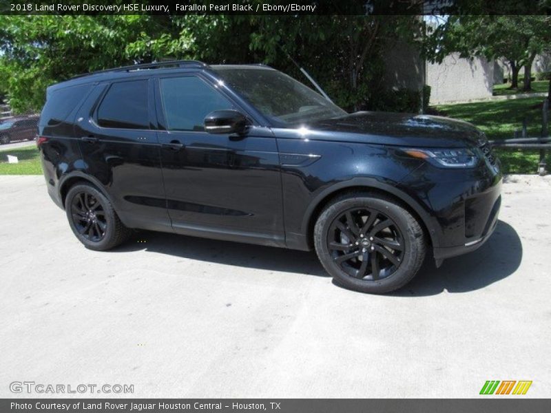 Farallon Pearl Black / Ebony/Ebony 2018 Land Rover Discovery HSE Luxury