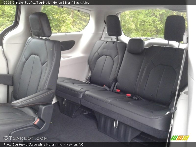 Molten Silver / Black/Alloy 2018 Chrysler Pacifica Touring L