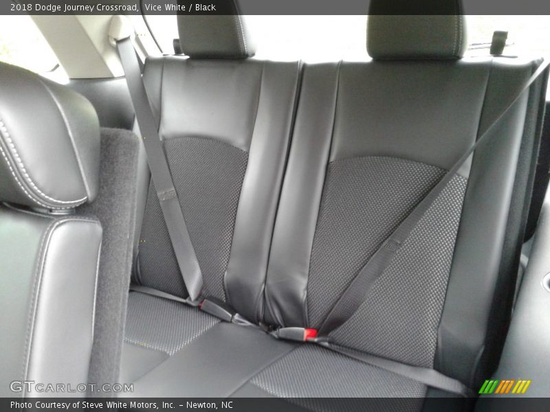 Vice White / Black 2018 Dodge Journey Crossroad