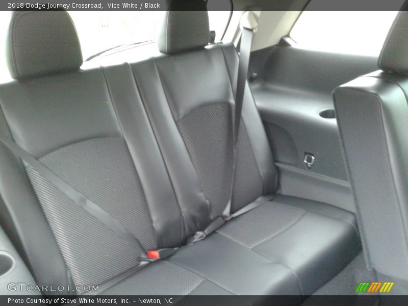 Vice White / Black 2018 Dodge Journey Crossroad