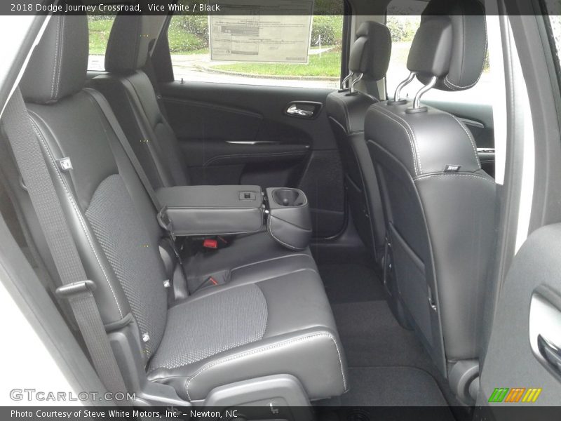 Vice White / Black 2018 Dodge Journey Crossroad
