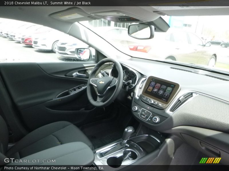 Summit White / Jet Black 2018 Chevrolet Malibu LT