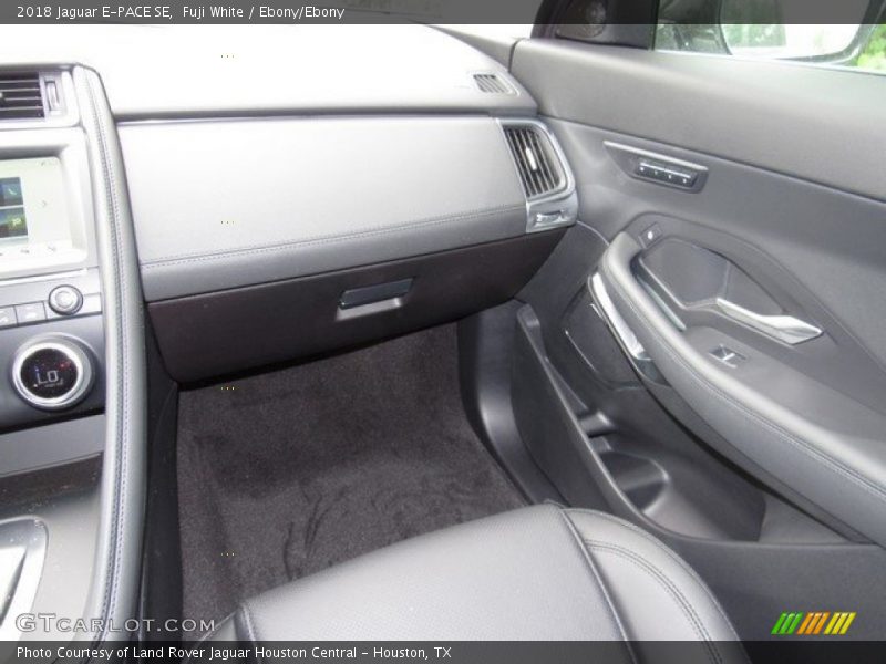 Fuji White / Ebony/Ebony 2018 Jaguar E-PACE SE