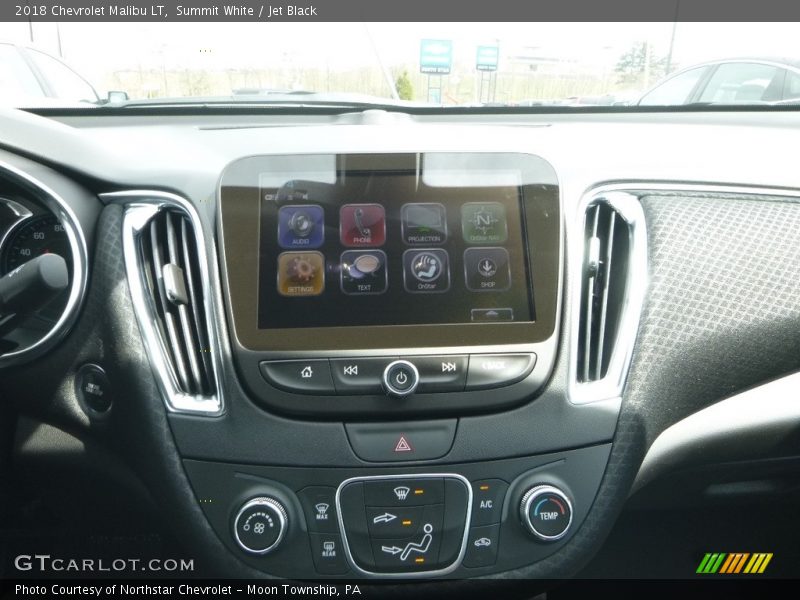 Summit White / Jet Black 2018 Chevrolet Malibu LT