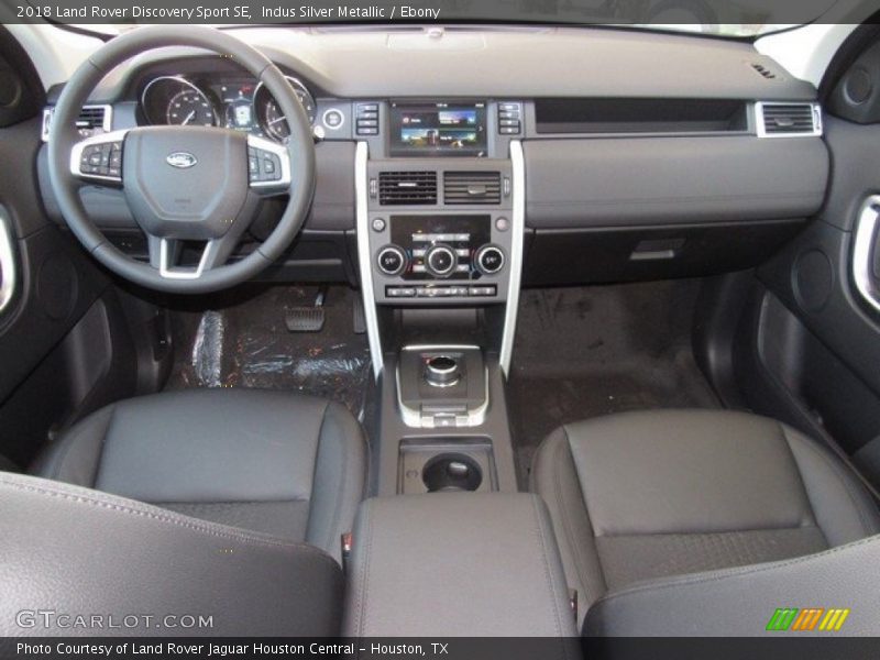 Indus Silver Metallic / Ebony 2018 Land Rover Discovery Sport SE