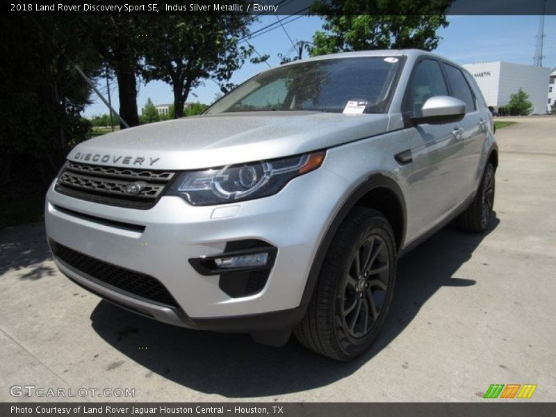 Indus Silver Metallic / Ebony 2018 Land Rover Discovery Sport SE