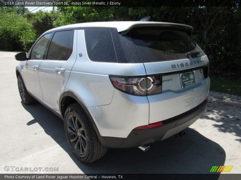 Indus Silver Metallic / Ebony 2018 Land Rover Discovery Sport SE