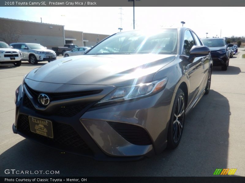 Predawn Gray Mica / Black 2018 Toyota Camry SE