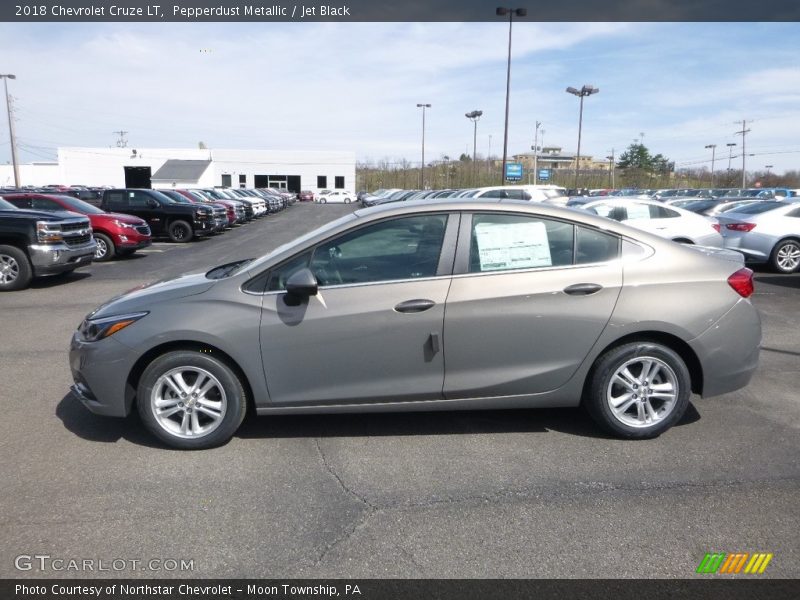 Pepperdust Metallic / Jet Black 2018 Chevrolet Cruze LT